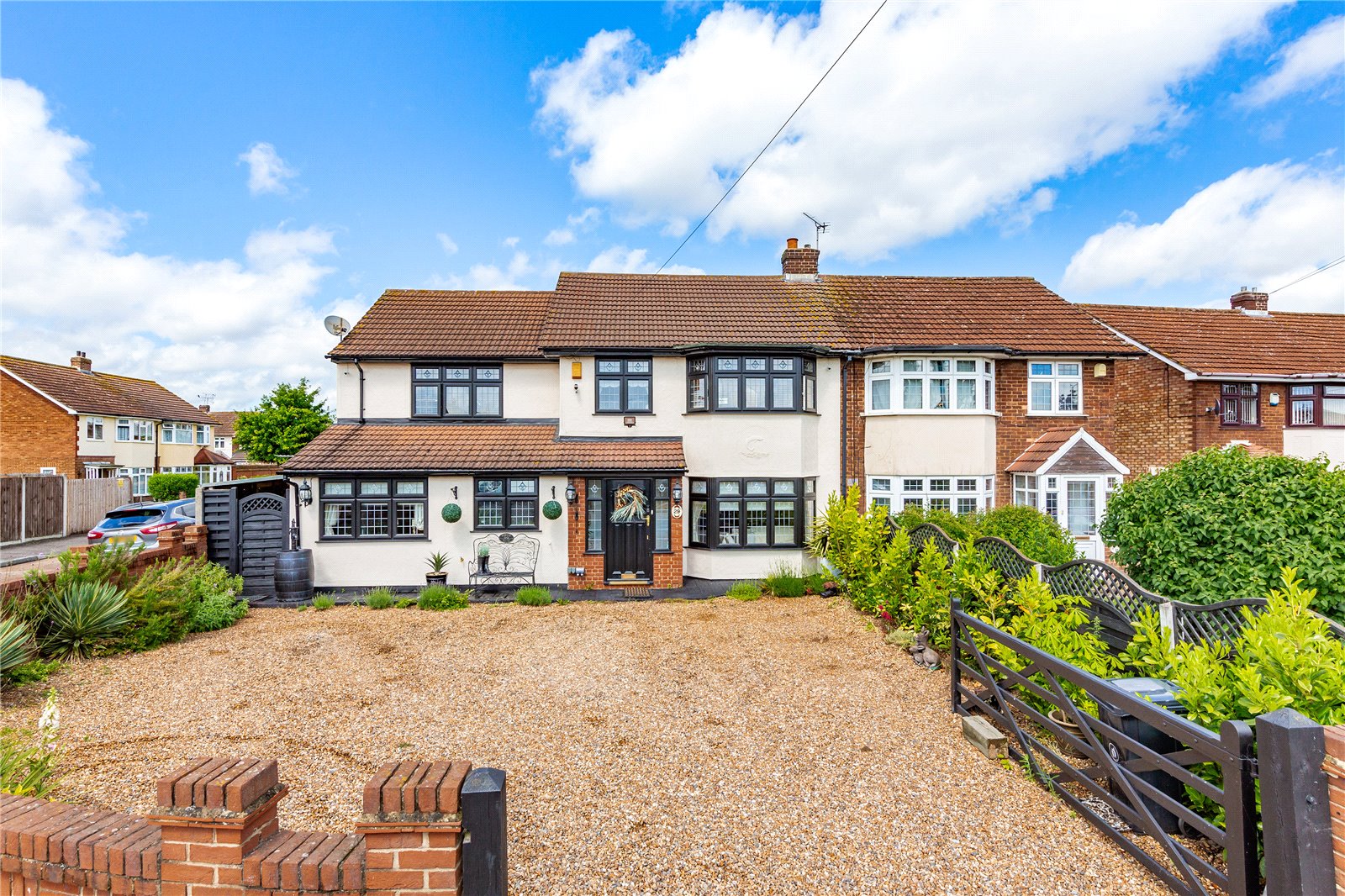 5 bedroom house for sale in Simpson Road, Rainham, RM13 Balgores