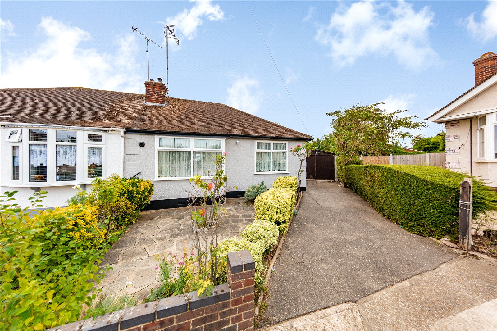 3 bedroom bungalow for sale in Woodlands Close, Vange, Basildon, SS16