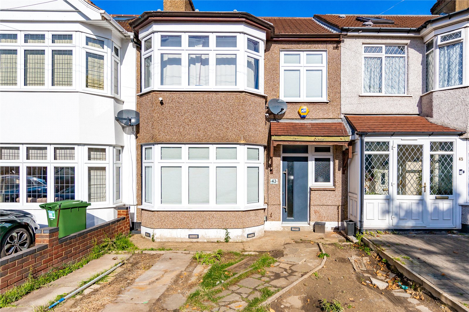 3 bedroom house for sale in Cecil Avenue, Hornchurch, RM11 Balgores