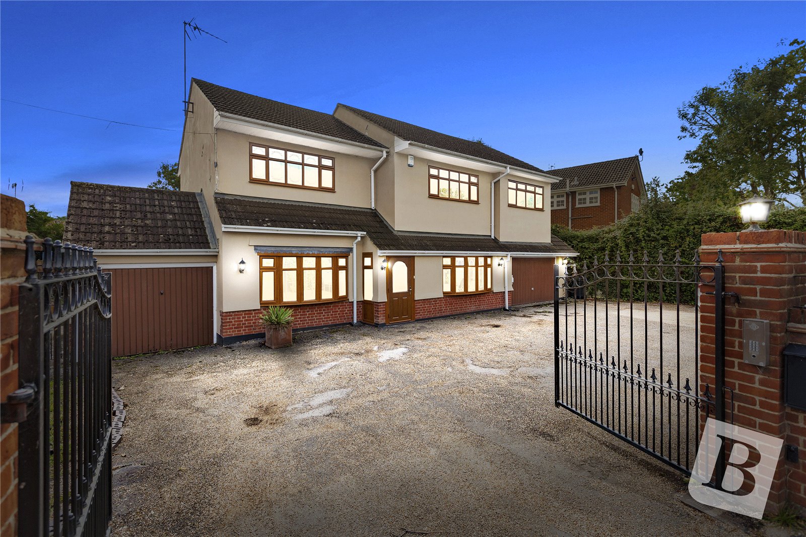 4 bedroom house for sale in Church Lane, Doddinghurst, Brentwood, Essex